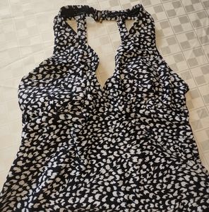 Women swim wear top bathing suit size 16w